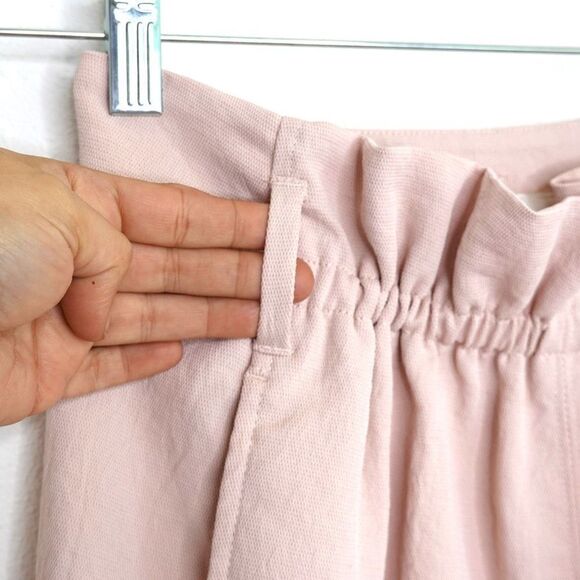 Aritzia Wilfred Paper Bag Shorts - Lt Pink - Size 2 - Good Condition (Missing Be - Picture 6 of 13